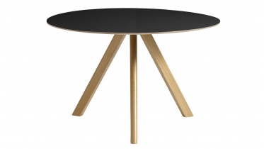 Ronde Tafel in Hout2