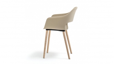 chaise avec accoudoirs - pieds en bois - art 76.27552