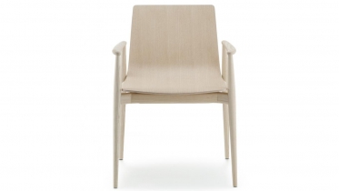 houten stoel met armleuningen | art 76.3952