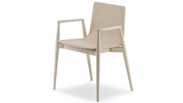 houten stoel met armleuningen | art 76.395