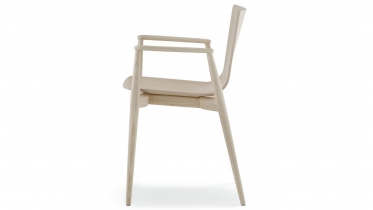 stoel met armleuningen scandinavische stijl | art 76.3952