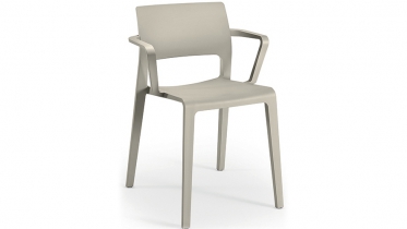 stoel in kunststof met armleuningen | art 15.3602